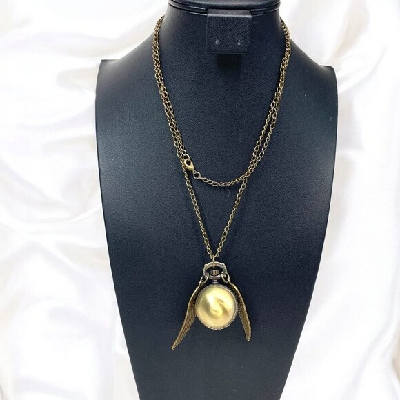 Chicago Cubs Winged Pocket Watch In Antique Brass Tone Metal With XL Chain - Picture 1 of 5